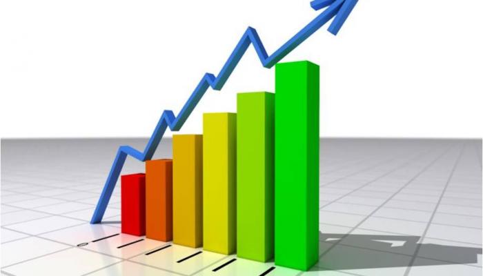 Pil crescita 2015-2016 si consolida, spinta da consumi Pil crescita 2015-2016 si consolida, spinta da consumi