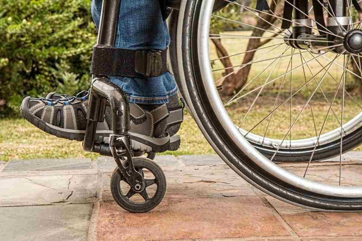 bonus 400 euro Assistenza disabili legge 104 contrassegno