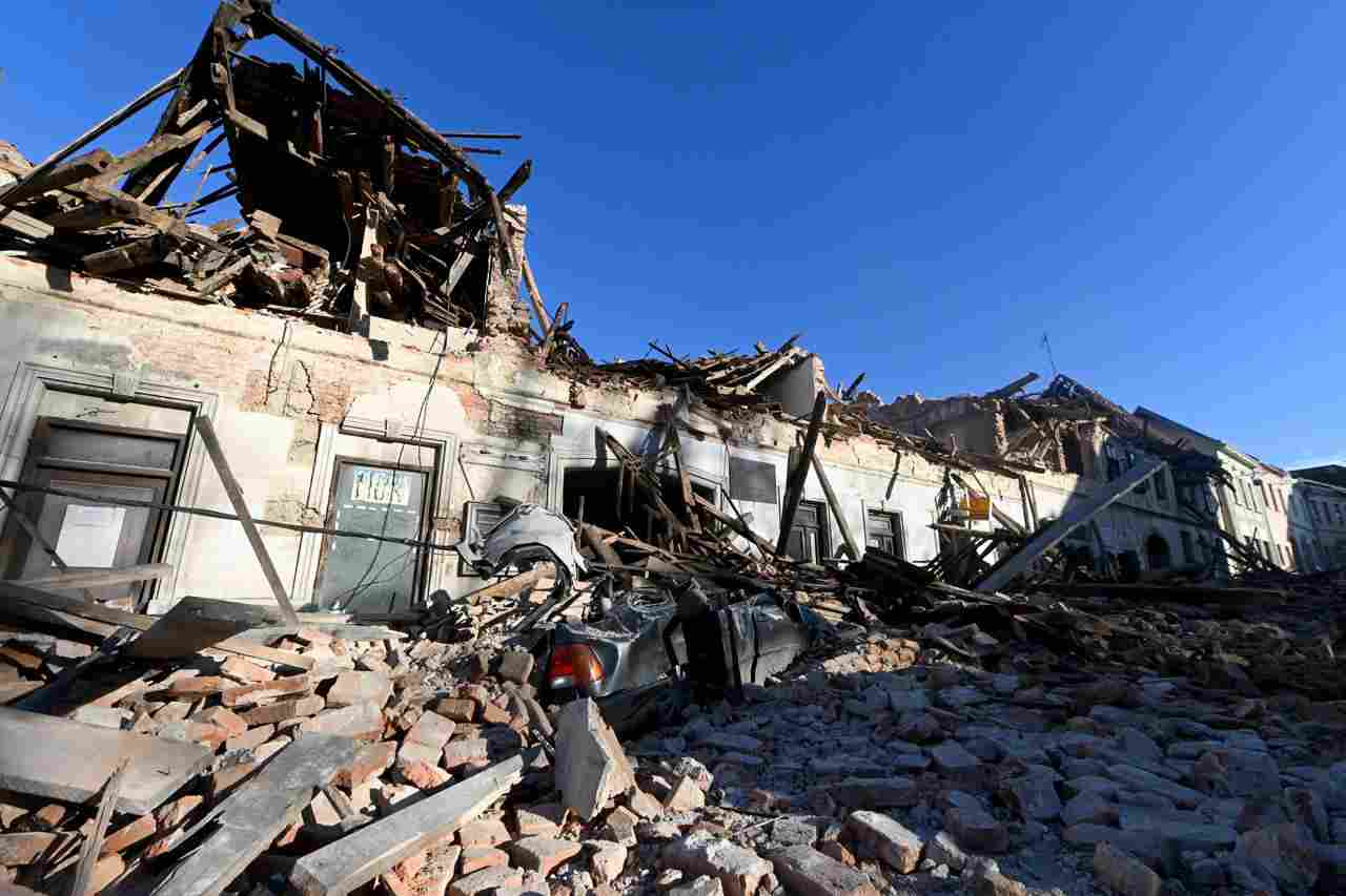 violento terremoto in croazia