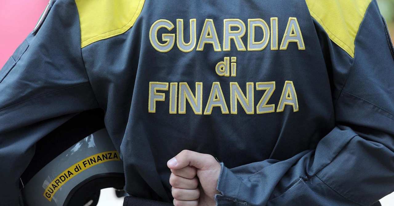 Truffa alla Regione Puglia, tra gli arresti: avvocati e dipendenti di tribunale