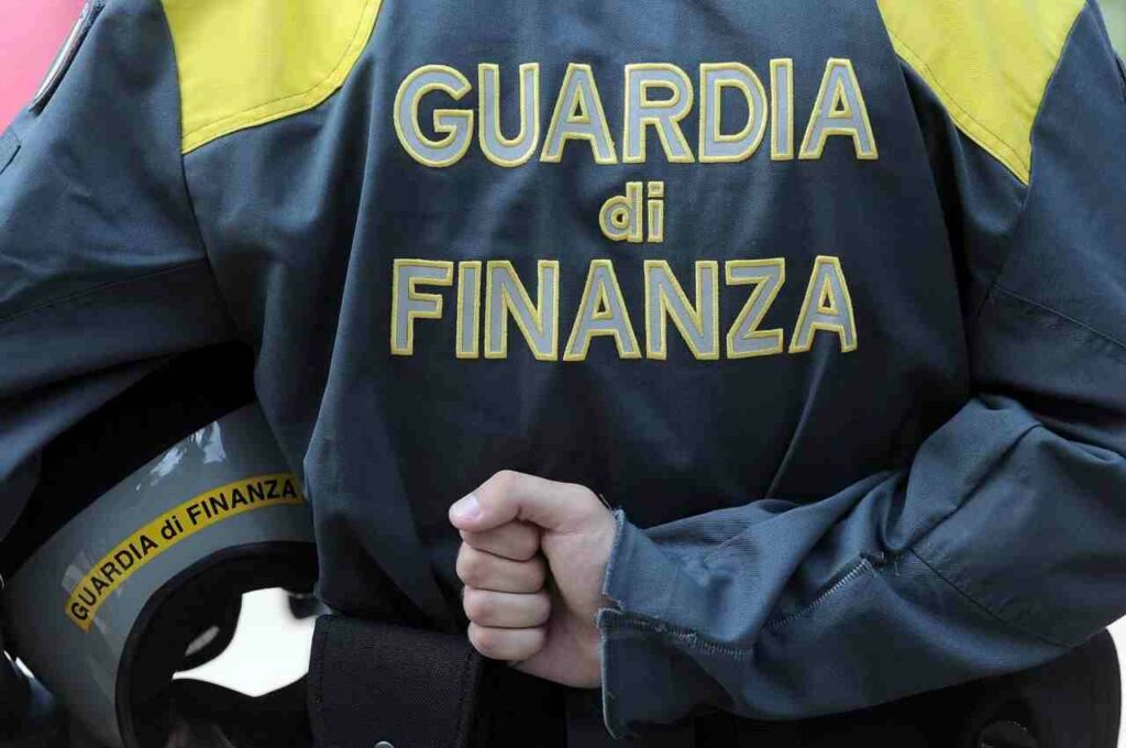 reddito di cittadinanza guardia di finanza