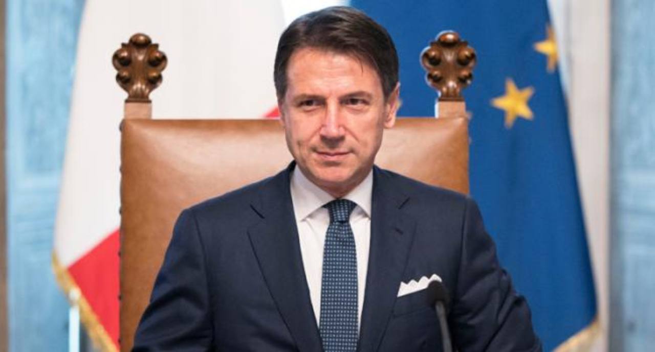 Lo Stato non mantiene le promesse: Conte cancella i bonus