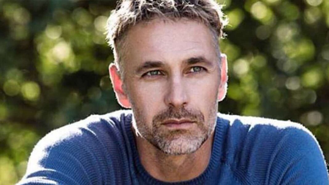 Quanto guadagna Raoul Bova? E' l'attore italiano più pagato al mondo Quanto guadagna Raoul Bova? E' l'attore italiano più pagato al mondo