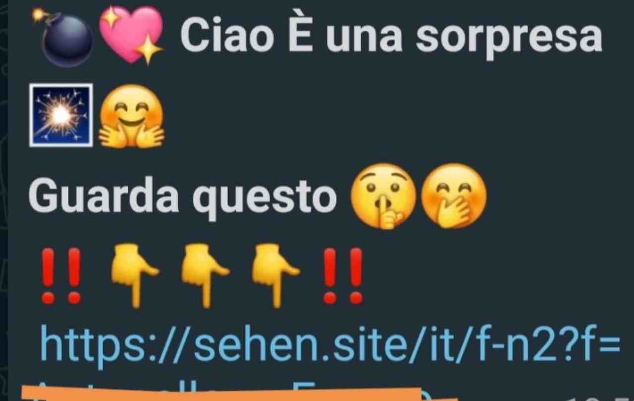 viene como un mensaje de cumpleaños, ¡pero es una estafa!