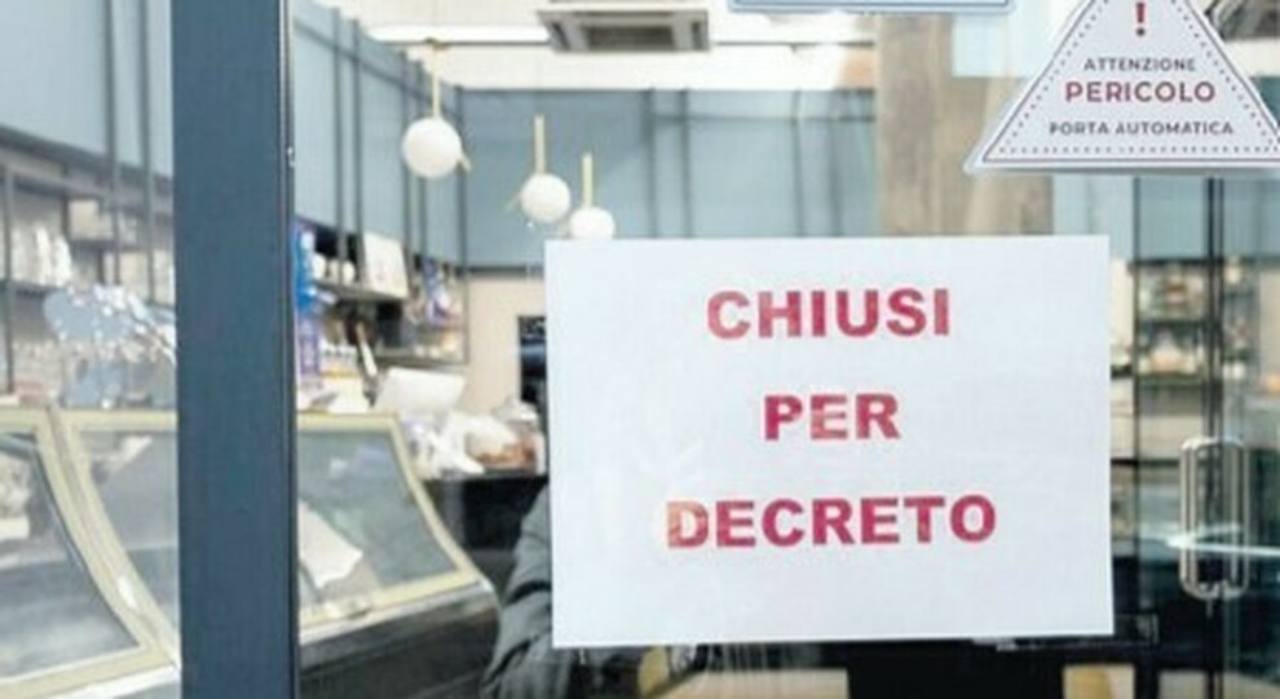 Bar e ristoranti, nuove strette dal 15 marzo: le chiusure