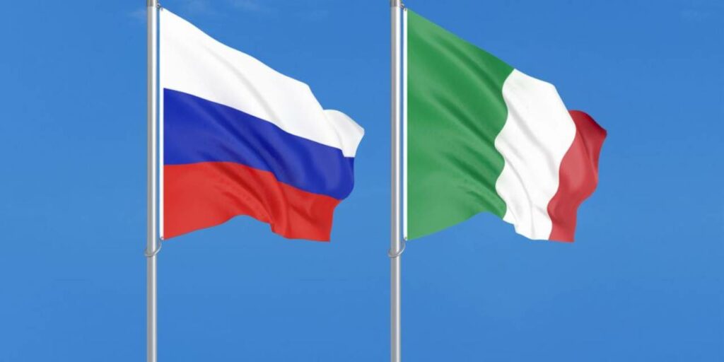 5mila euro per dare dei documenti alla Russia: rischia un militare italiano