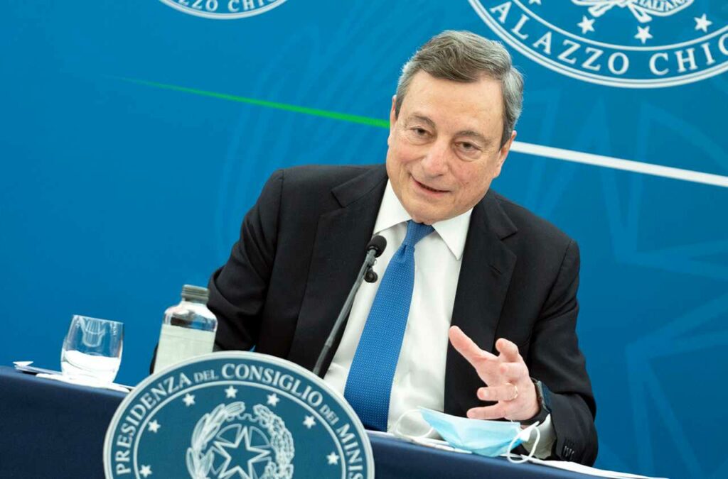 Mario Draghi conferenza zone gialle