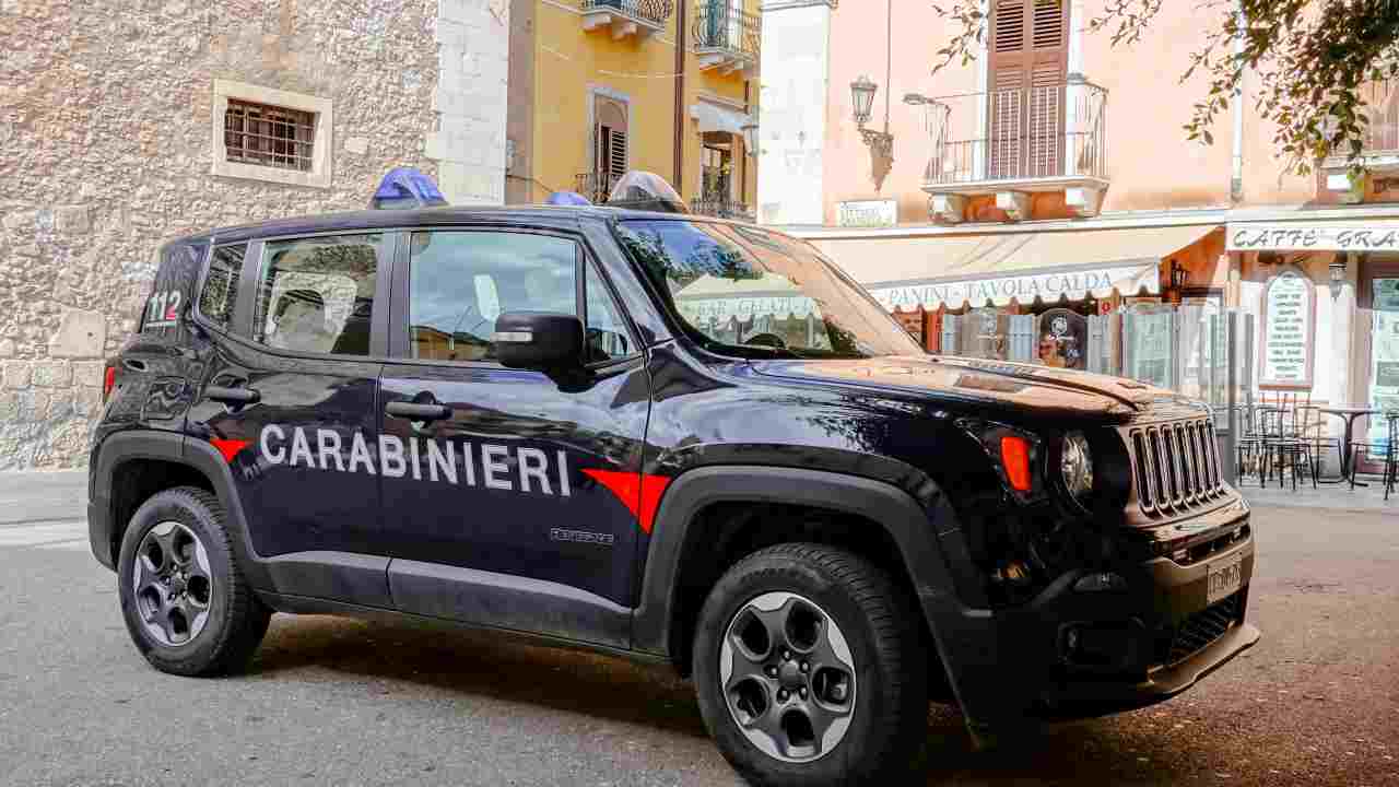 Auto carabinieri