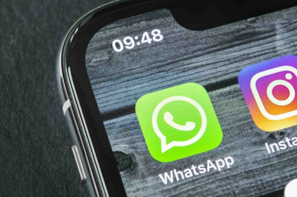 Come Difendersi Da Chi Spia Whatsapp