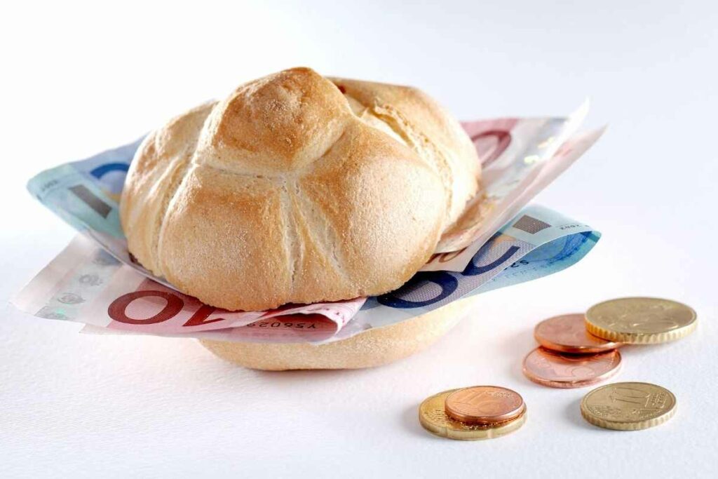 cibo prezzi aumento pane