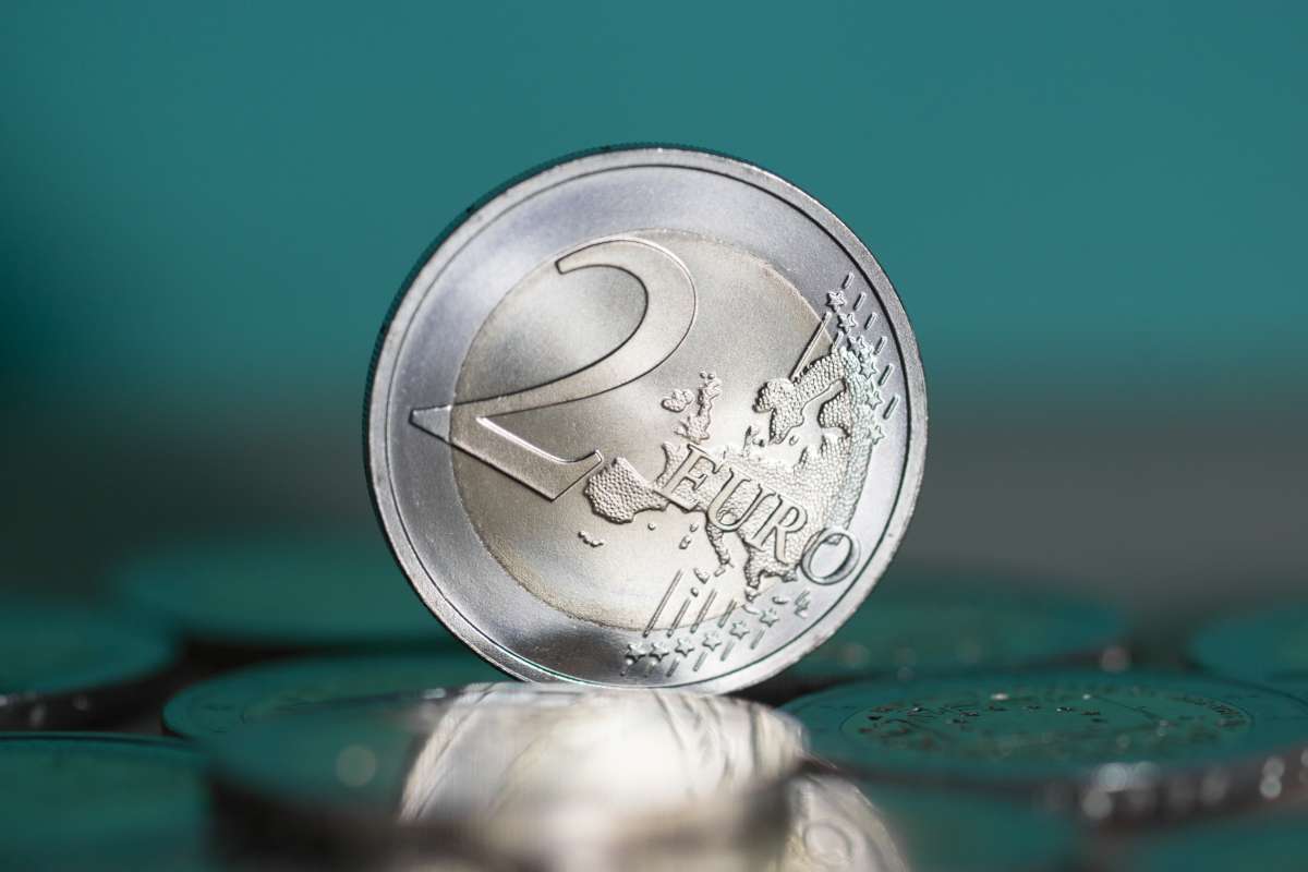 Monete simili 2 euro