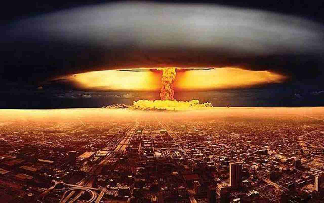 Attacco nucleare (Web)