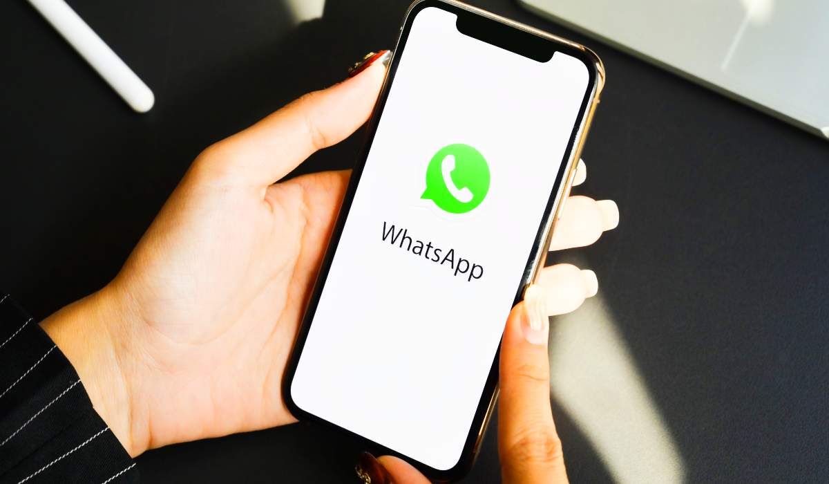 WhatsApp trucco contatti