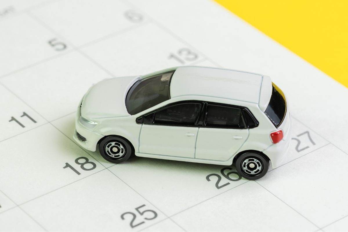 calendario auto pieno