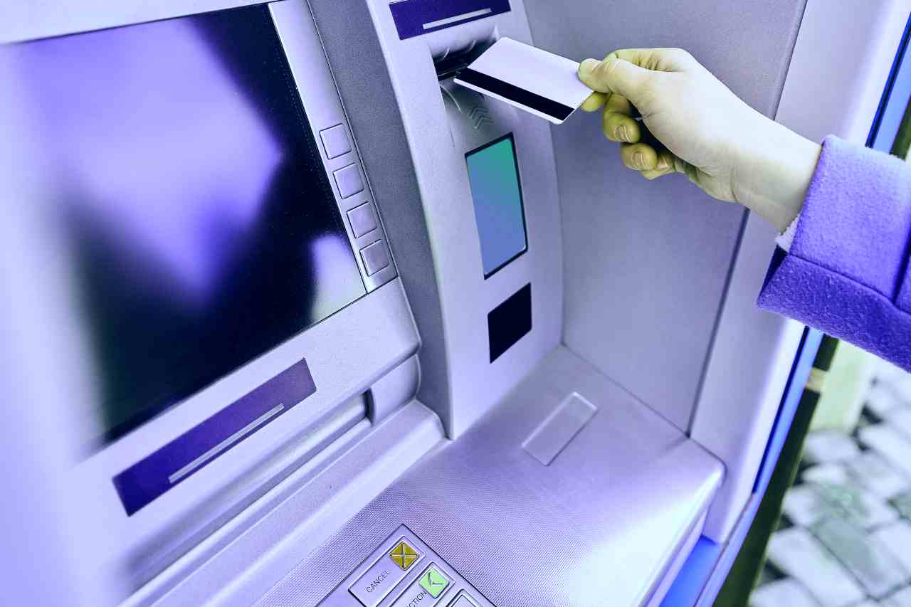 Bancomat trattenuto dall'ATM
