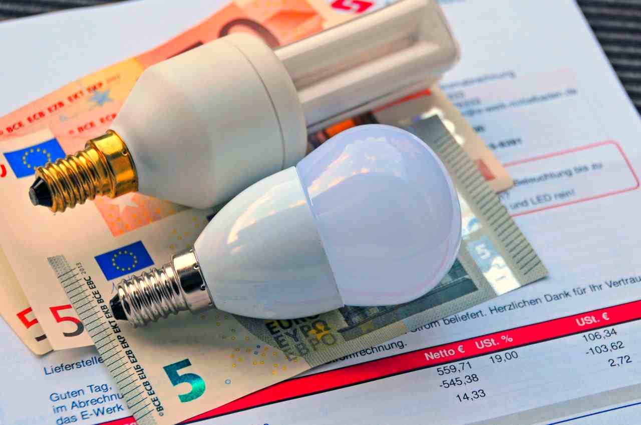 Prescrizione breve per le bollette di luce e gas: la novità che non tutti conoscono