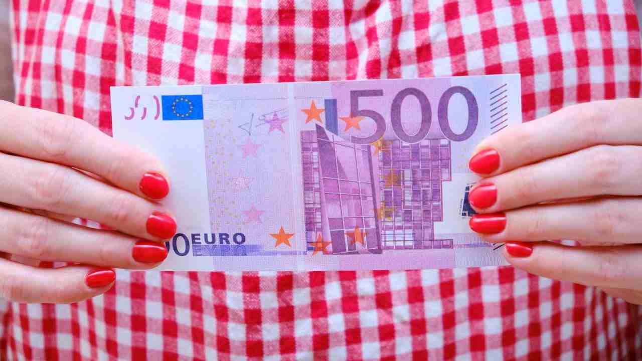 bonus casalinghe 500 euro