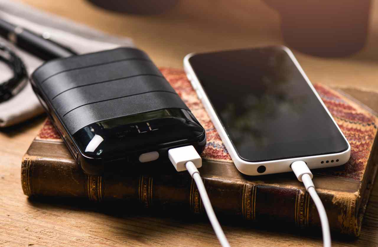 Power Bank difettosi: non commettere mai questi errore, potrebbero esplodere