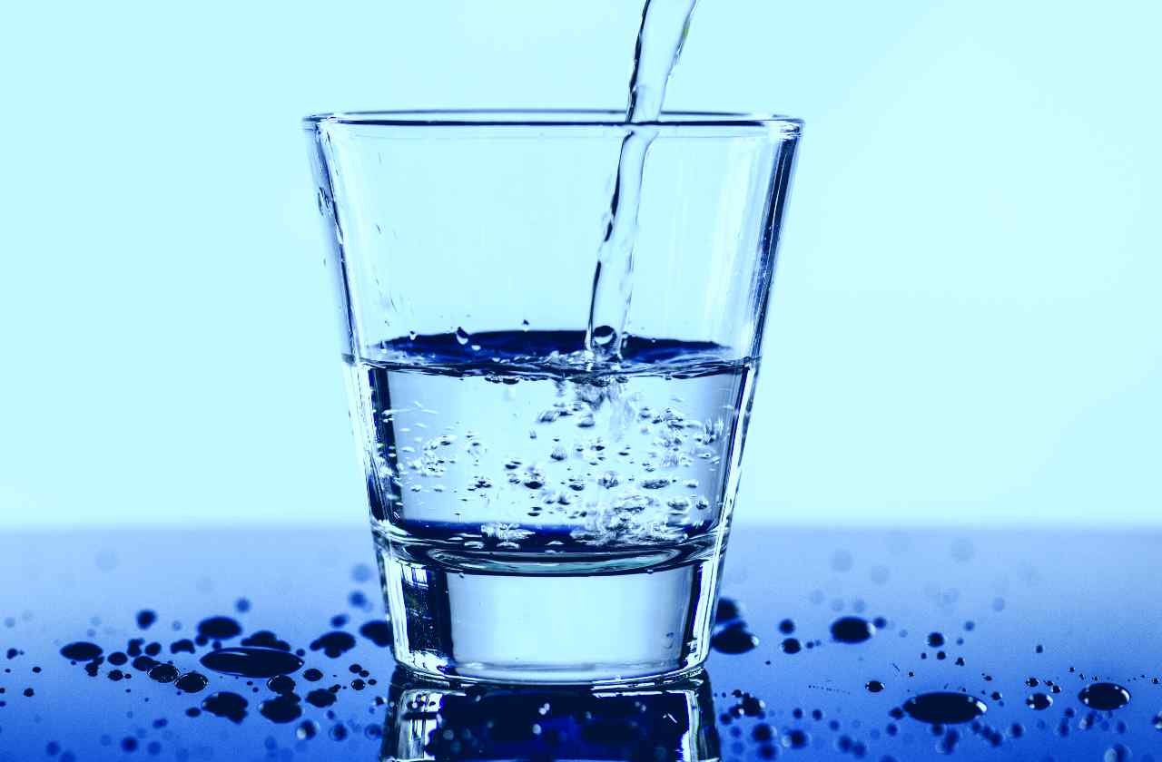 acqua minerale