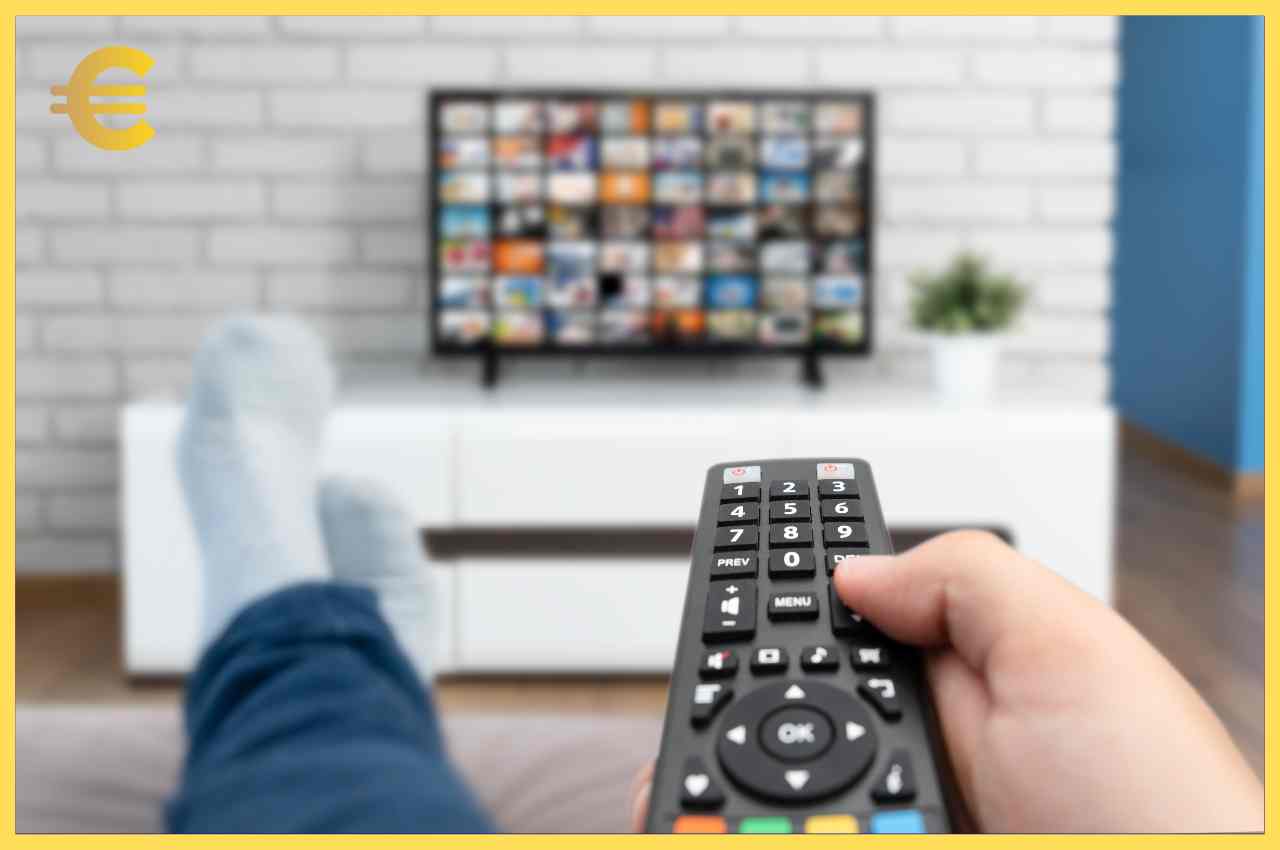 televisione e telecomando
