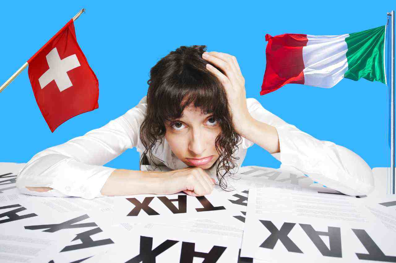Ragazza sconvolta tasse, bandiere Italia e Svizzera