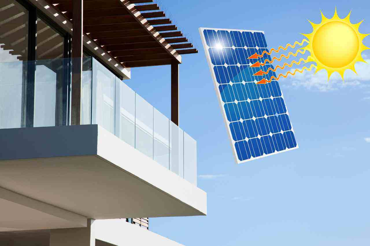 balcone più immagine pannello solare