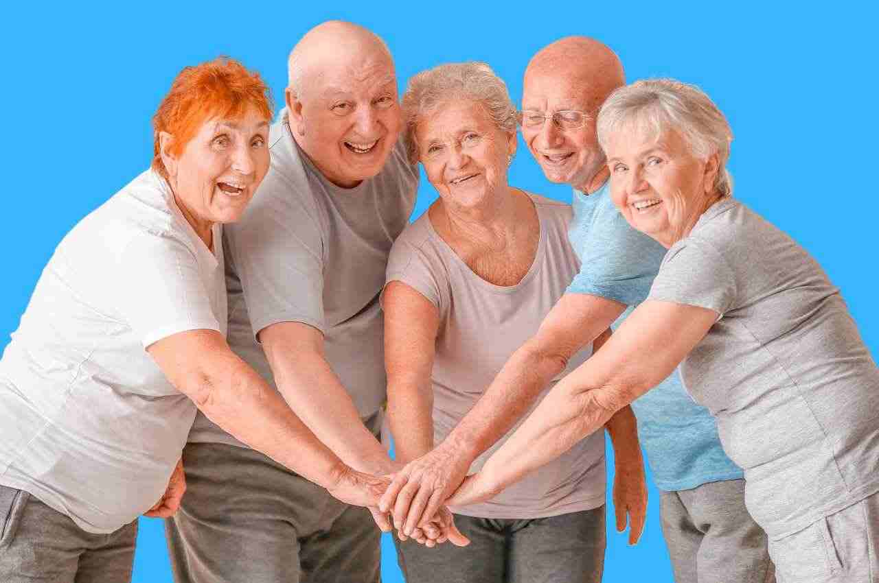 anziani felici