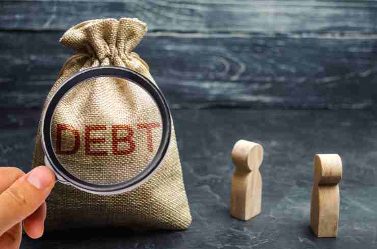 Come evitare di ereditare i debiti dei genitori