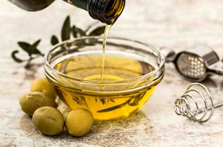L’olio di semi è più leggero dell’olio extravergine di oliva?